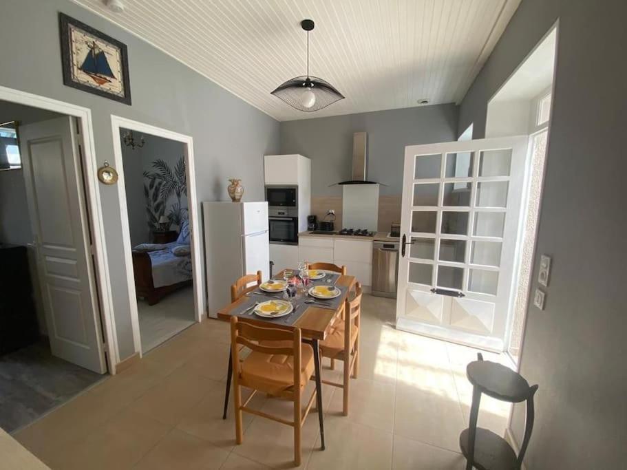 Charmant Logement Avec 2 Veranda Le Vivier-sur-Mer Exterior foto
